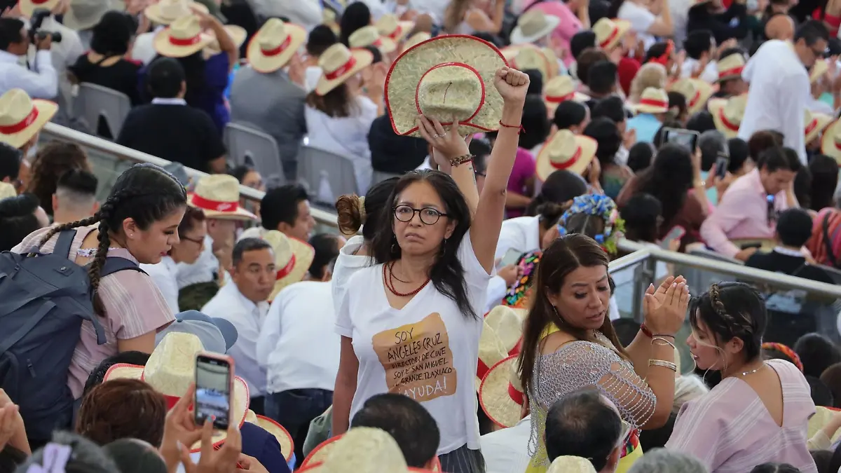 Denuncia-Angeles Cruz-Guelaguetza